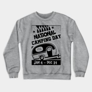 Camping day T-shirt Crewneck Sweatshirt